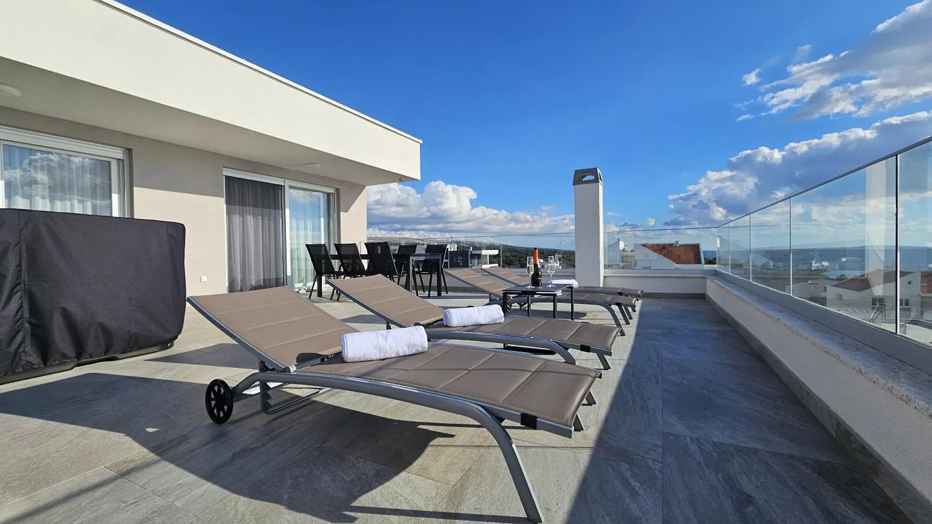 Luxury Loft Apartment Mandre