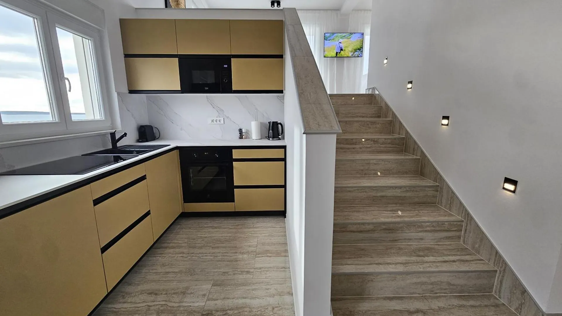 Luxury Loft Apartment Mandre