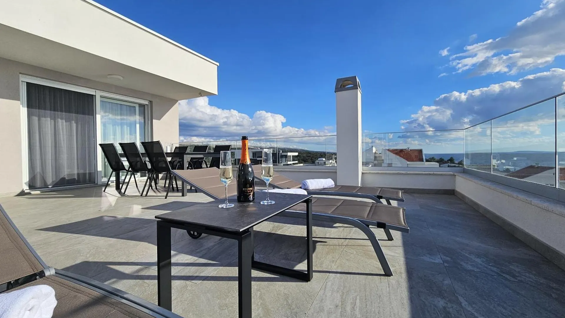 Luxury Loft Apartment Mandre