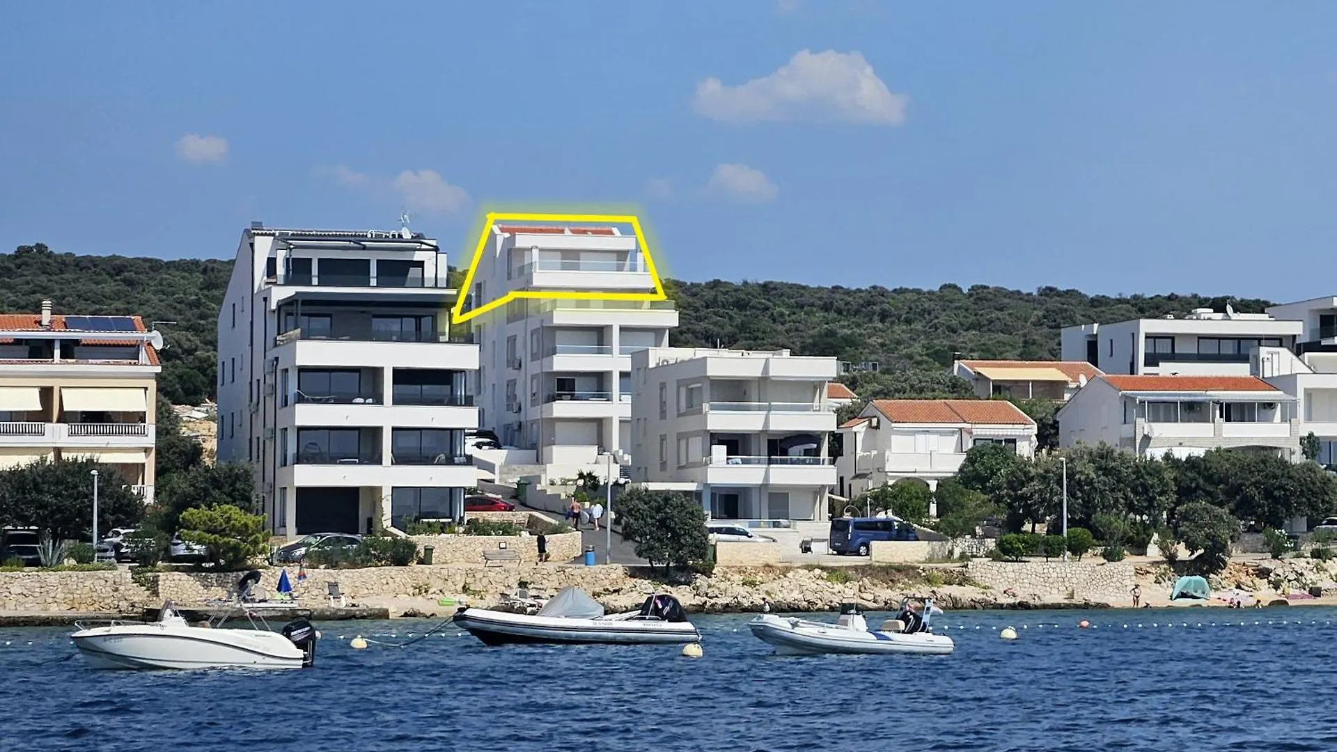 Luxury Loft Apartment Mandre